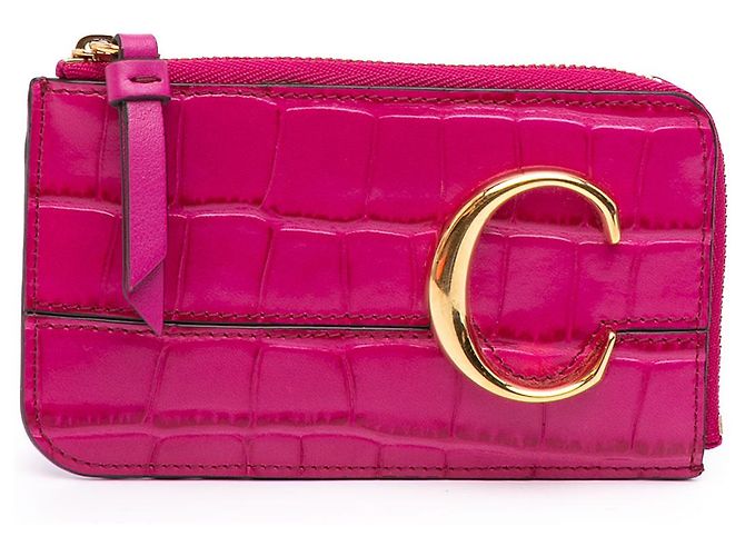 Tarjetero Chloé C de piel grabada efecto cocodrilo rosa