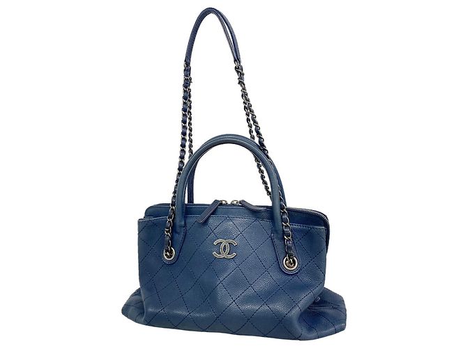 Borsa a tracolla Chanel Matelassé con catena Blu