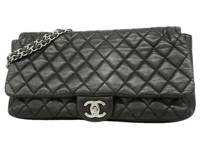Borsa a tracolla Chanel Matelassé Nero