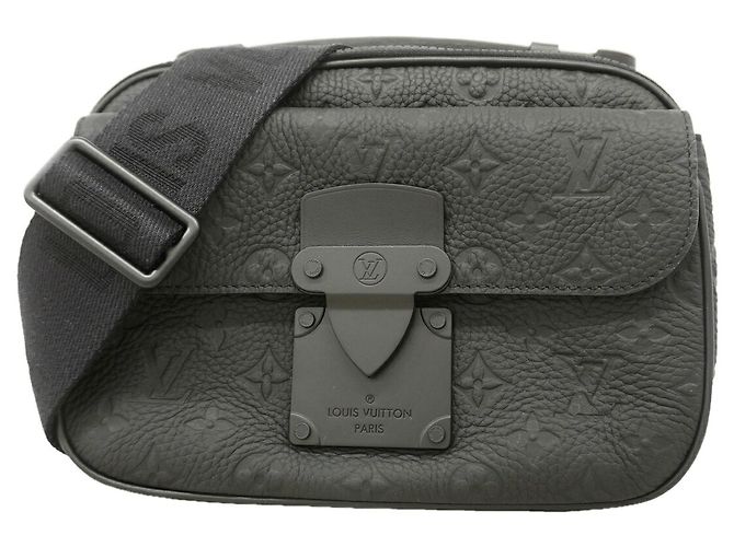 Borsa Louis Vuitton Monogram Taurillon S-Lock Nero