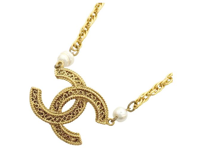 Collana Chanel placcata oro con perla sintetica D'oro