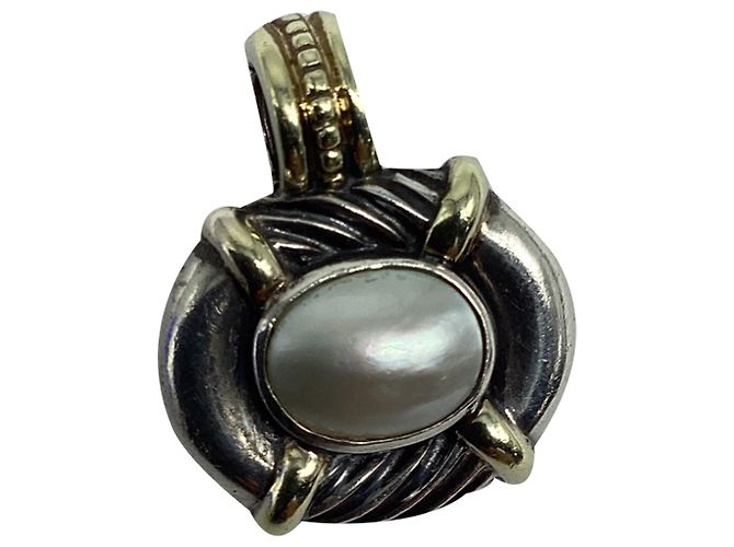 Pingente de Pérola em Dois Tons David Yurman em Prata de Lei e Ouro Amarelo 14k Metálico