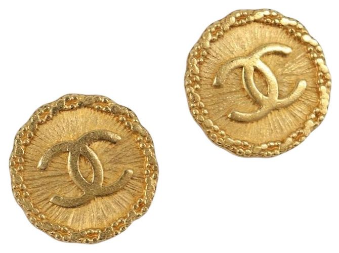 Boucles d'oreilles CHANEL Métal Doré CC Auth 204667V
