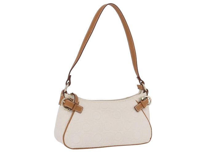 Bolso de accesorios Salvatore Ferragamo Gancini PVC Canvas White Gold Auth 204147 Blanco Dorado