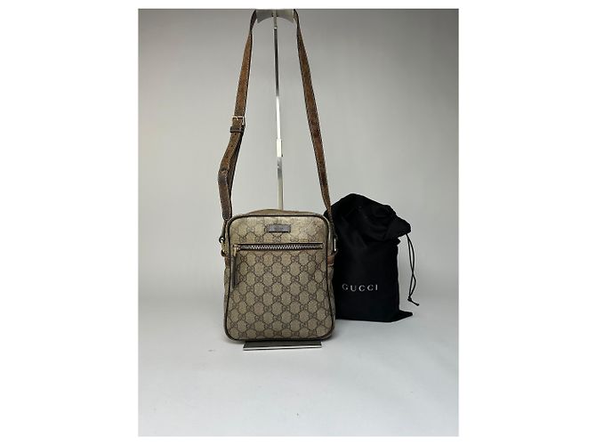 Vintage Gucci GG Supreme Schultertasche mit Klappe c. 2010s Beige Brown