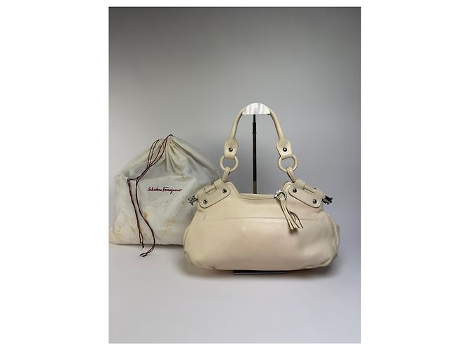 Gancini Salvatore Ferragamo Vintage Ferragamo Soft Leather Hobo Bag Mid-2000s Ivory White
