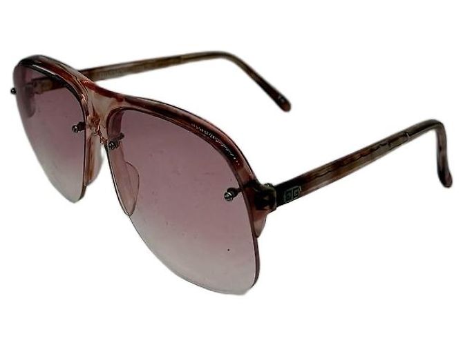 Lunettes de soleil aviateur Vintage Givenchy 4G Logo c. fin des années 1970 Écaille rose