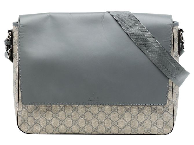 Borsa a tracolla con patta Gucci GG Supreme e vitello beige
