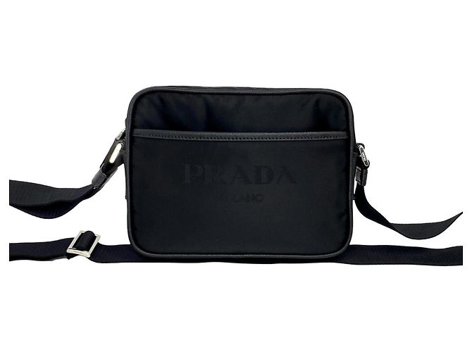 Saffiano Prada Mini Schultertasche in Schwarz