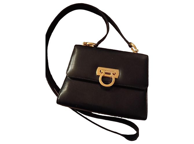 Salvatore Ferragamo Schwarze Lederhandtasche