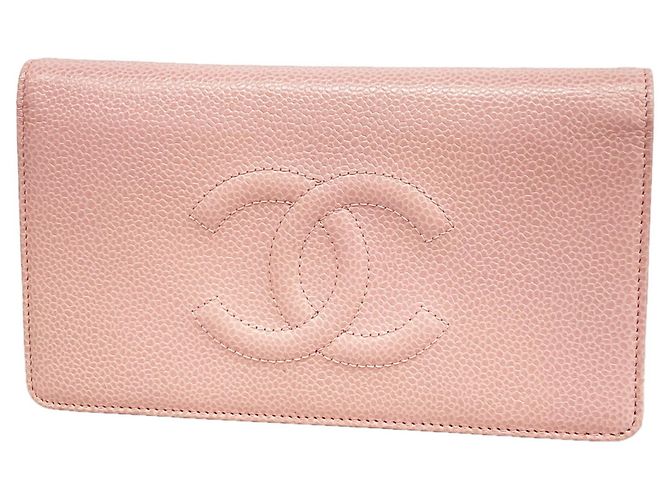 Cartera larga Chanel de piel de becerro granulada rosa