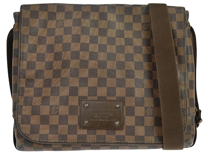 Louis Vuitton Brooklyn Damier Ebene MM Marrom