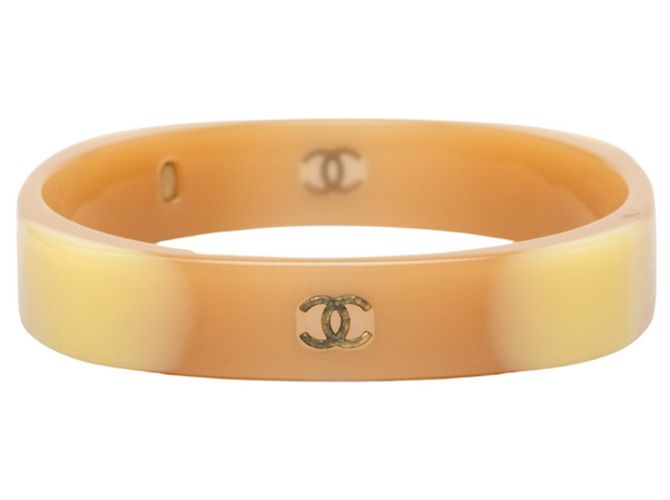 Bracelete Chanel Coco Mark Bege