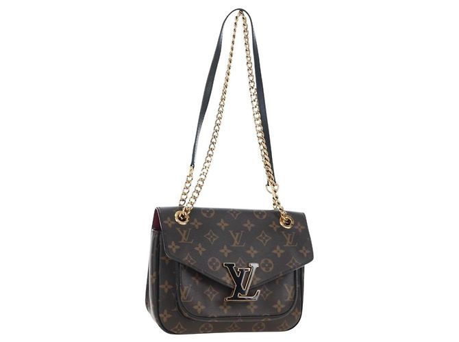 LOUIS VUITTON Bolsa de Ombro Monogram Passy M45592 LV Auth 202474SAM Monograma