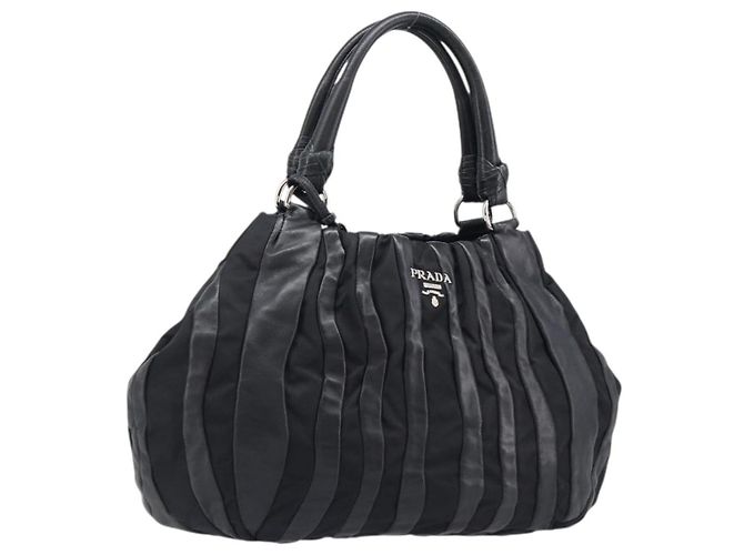 PRADA Crimson Handtasche aus Leder Schwarz Silber authentisch 204098V