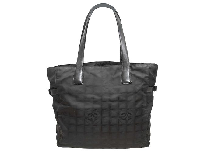 Borsa Tote Chanel in nylon nero con logo