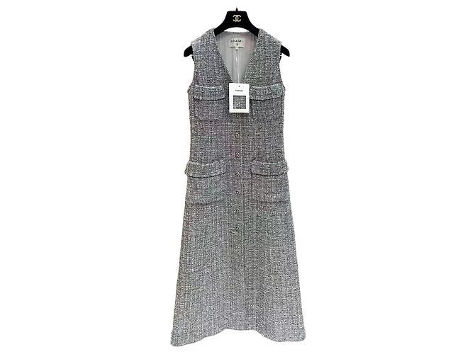 Top Chanel de Tweed Cinza