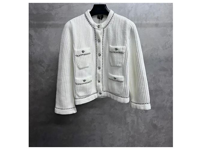 Chanel Tweed Strickjacke Weiß Langarm Mehrfarben
