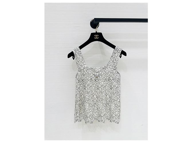 Top de encaje Chanel serie Seoul Multicolor