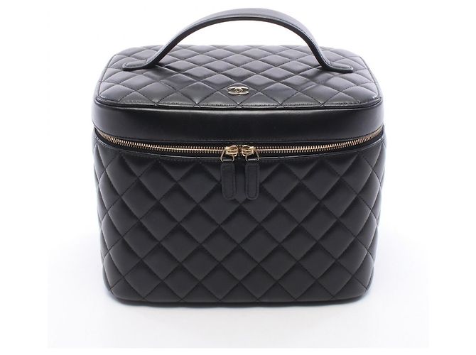 Timeless Borsa Chanel Matelassé in pelle di agnello nera Nero