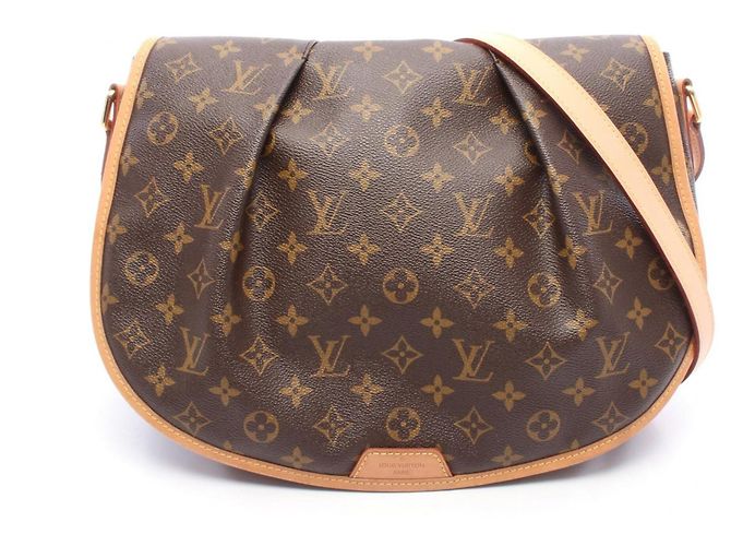 Bolsa de Ombro Louis Vuitton Menilmontant MM Marrom Monograma