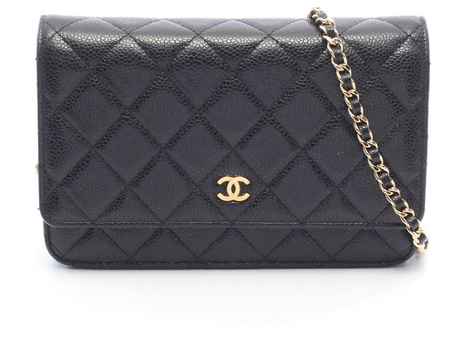 Borsa a tracolla Chanel Matelassé in nero