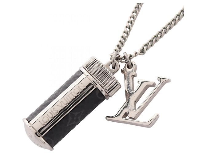 Louis Vuitton Collier Charms Monogram Eclipse Necklace Noir Argenté