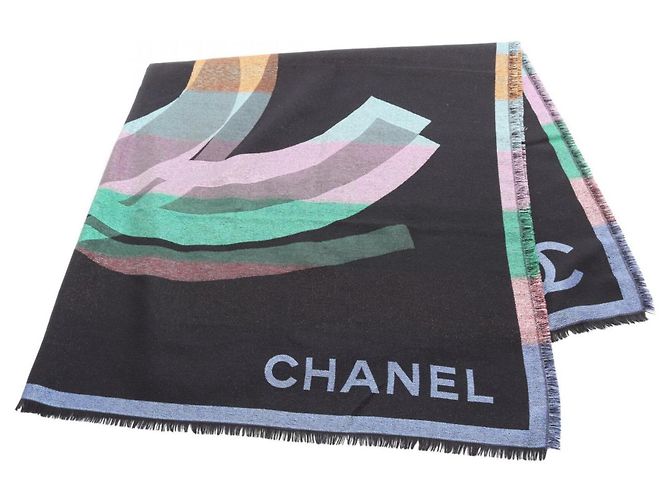 Stola Chanel Coco Mark in seta e cashmere Nero Multicolore