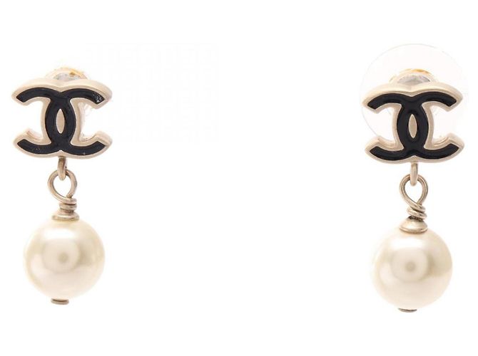 Orecchini a bottone Chanel Coco Mark placcati oro D'oro