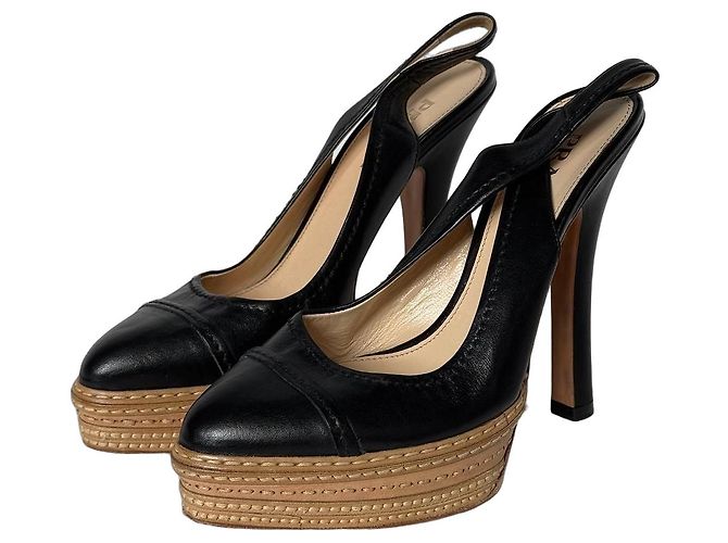 Prada Black Leather S/S 2009 Runway Heels Pointed Toe Platform Slingback