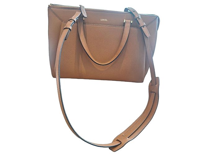 Lancel Lison Große Handtasche aus Leder Kamel