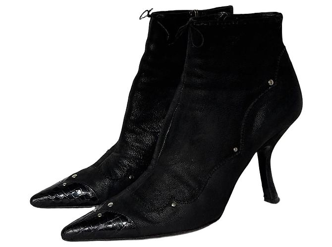 Botines Prada de piel negra con puntera con estampado de cocodrilo Negro