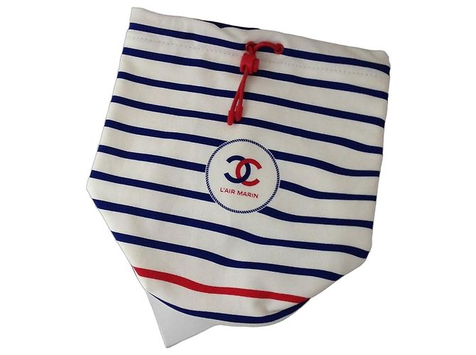 Chanel Bolso Saco L'Air Marin Blanco Roja Azul