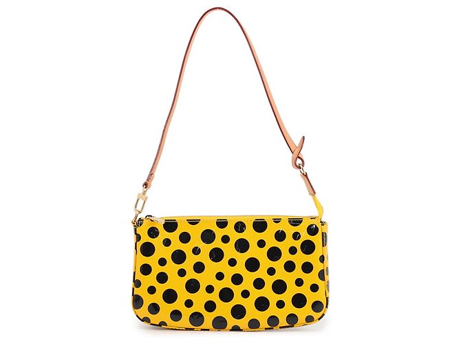 Louis Vuitton Monogram Vernis Pochette Accessoires Amarillo