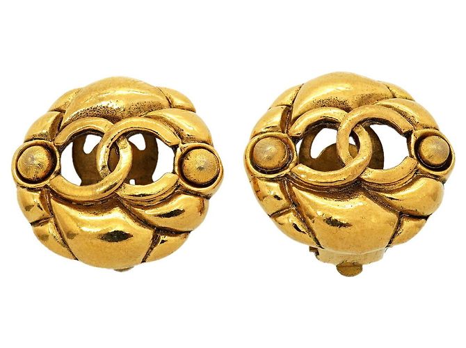 Boucles d'oreilles clips Chanel plaquées or Doré