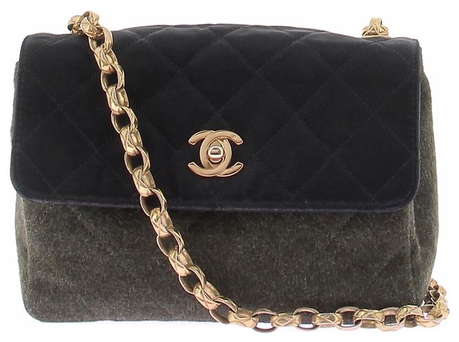 Borsa Chanel in pelle nera e kaki 18cm Nero