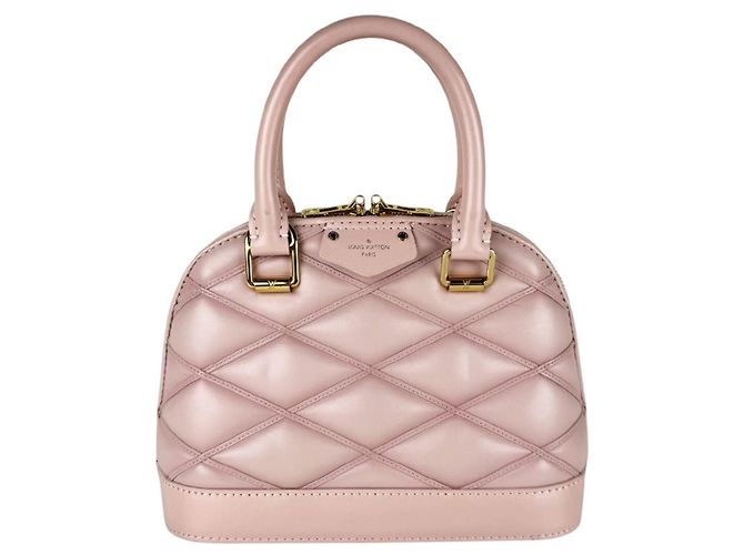 Bolsa Louis Vuitton em lambskin rosa