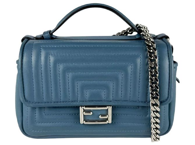 Bolsa de ombro Fendi em couro azul