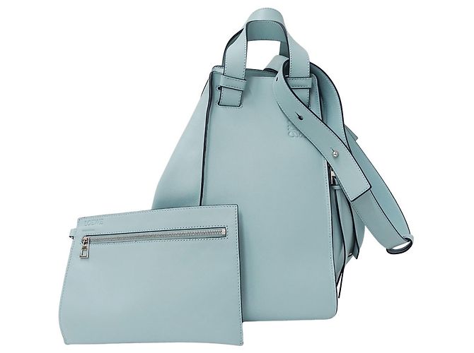 Hammock Loewe Handtasche aus hellblauem Leder