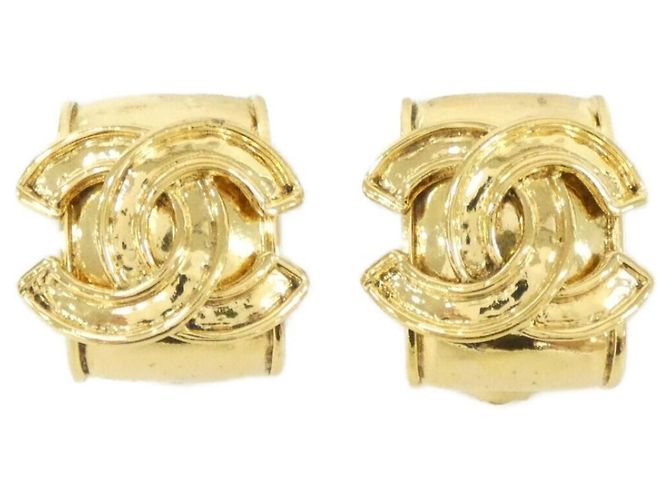 Boucles d'oreilles clips Chanel Gold Doré