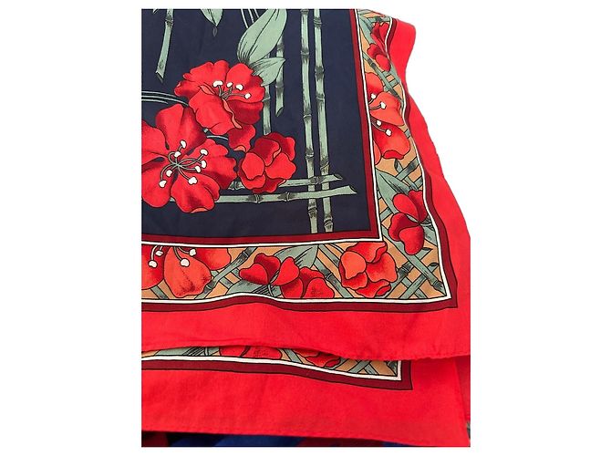 Carré Hermès in seta motivo floreale e bambù Rosso Verde Blu scuro