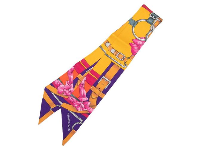 Hermès Lenço Hermes Twilly Grand Manege Multicor Amarelo