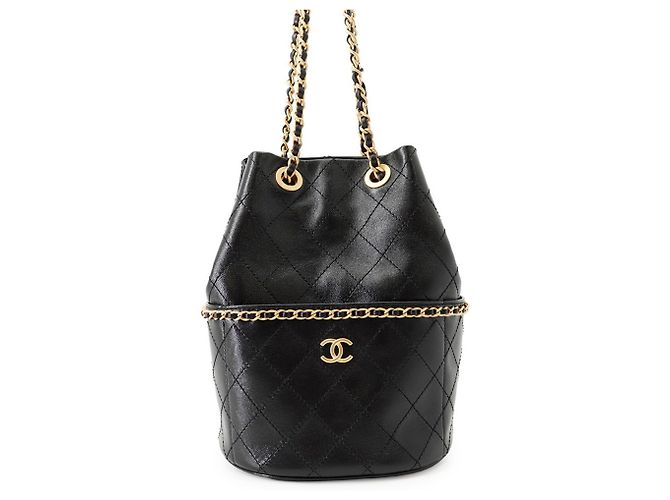 Borsa a tracolla Chanel Matelassé in pelle d'agnello nera Nero
