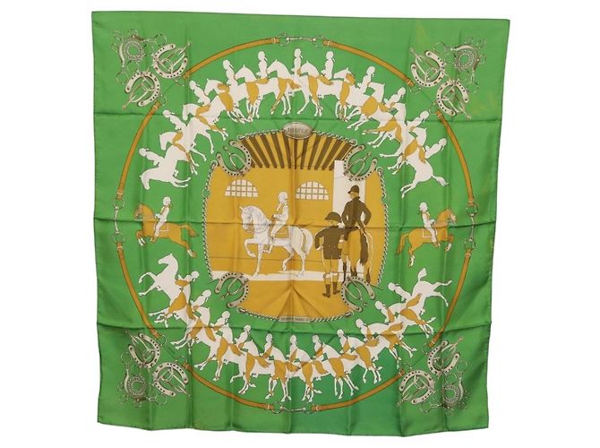 Hermès Lenço HERMES Carre90 "MAN`EGE" Seda Verde Auth bs37309