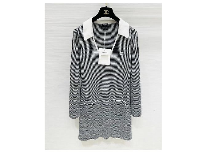Abito Chanel Multicolore in Cotone a Righe Scollo a V