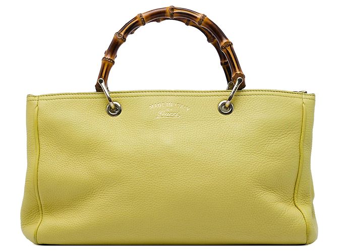 Bamboo Bolsa Shopper Satchel Gucci Medium em couro de bezerro amarela com bambu Amarelo