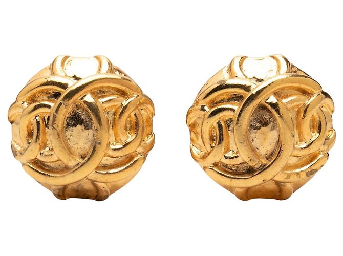 Orecchini a clip rotondi Chanel CC placcati oro D'oro