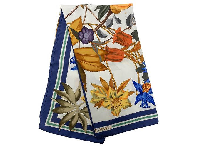 Pañuelo de seda Hermès Fleurs D Hellade Blanco 90 Scarves