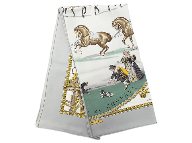 Lenço de seda Hermès Presentation De Chevaux Cinza 90 Scarves