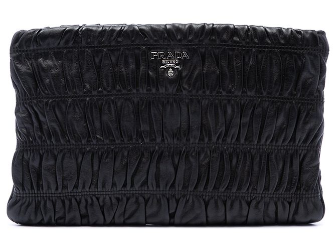 Clutch Prada Nappa Gaufre negra Negro